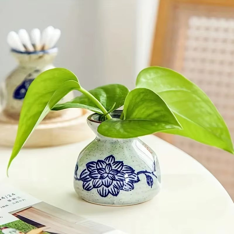 Japanese Ceramic Toothpick Holder – Mini Retro Storage Jar & Simple Cotton Swab Container